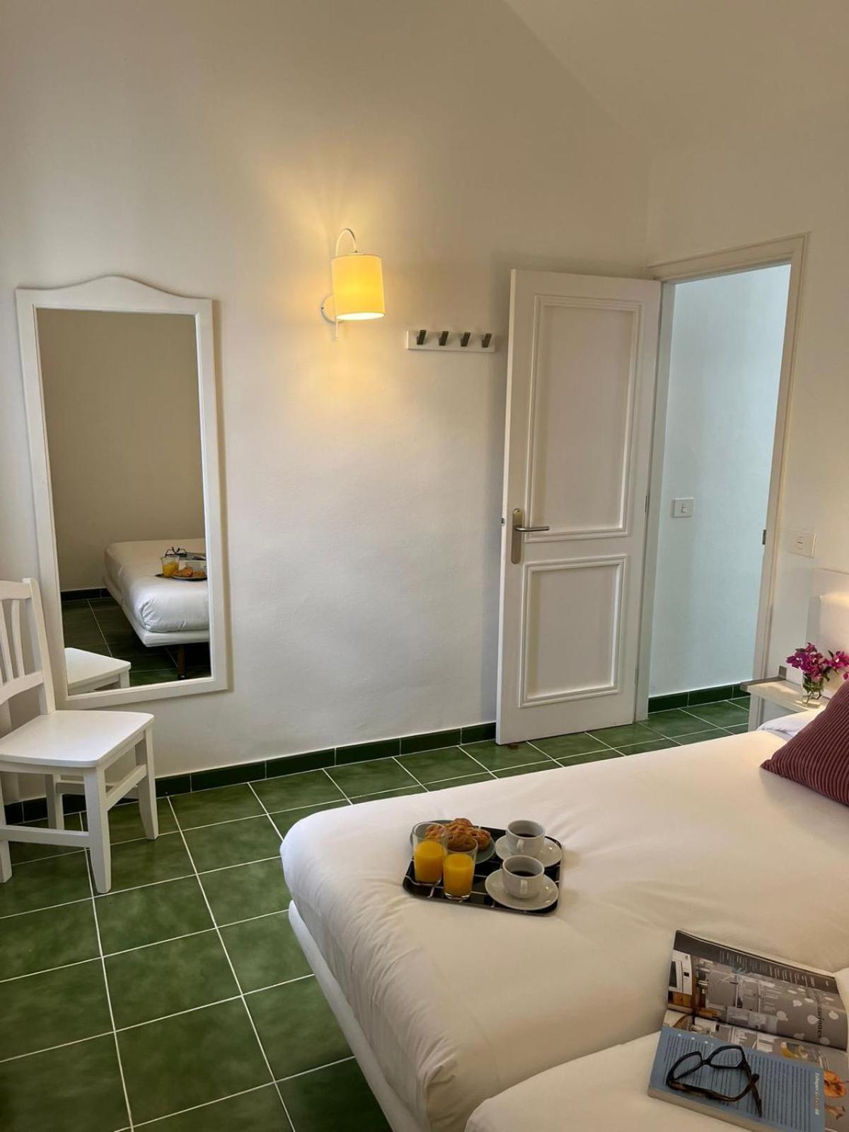 Bungalow Buganvilla Tías Esterno foto