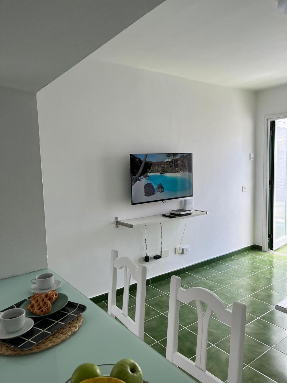 Bungalow Buganvilla Tías Esterno foto